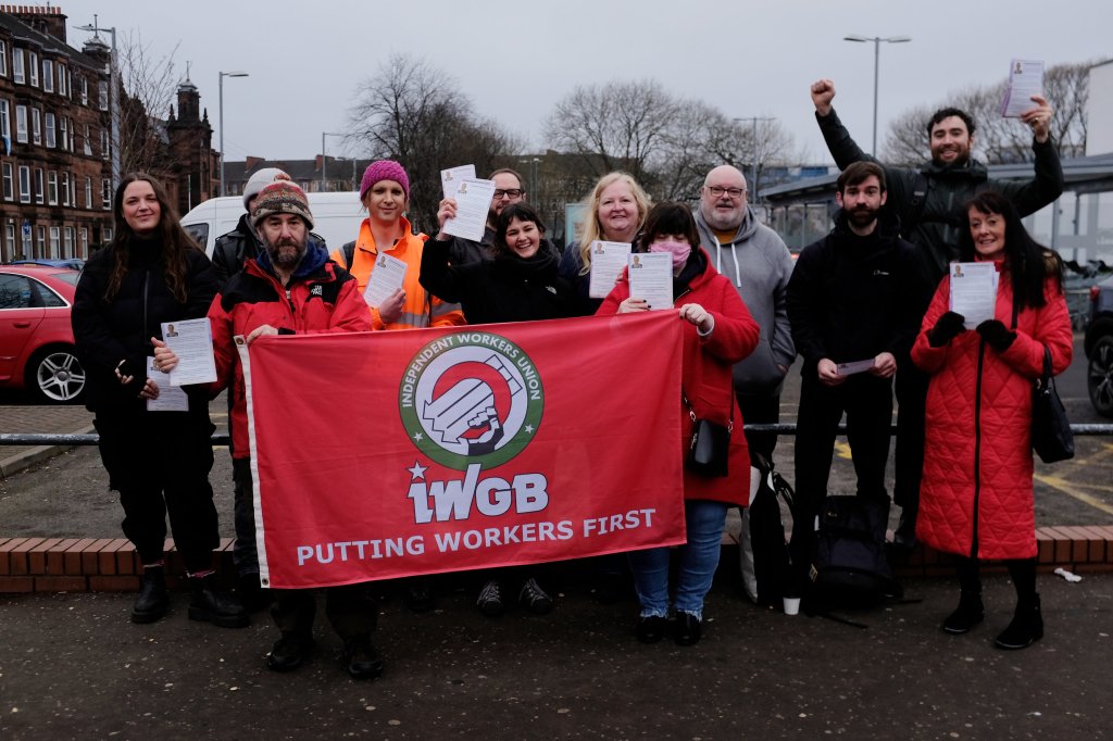 Foster care workers demand action over devastating 20% cut in Child&nbsp;Allowance